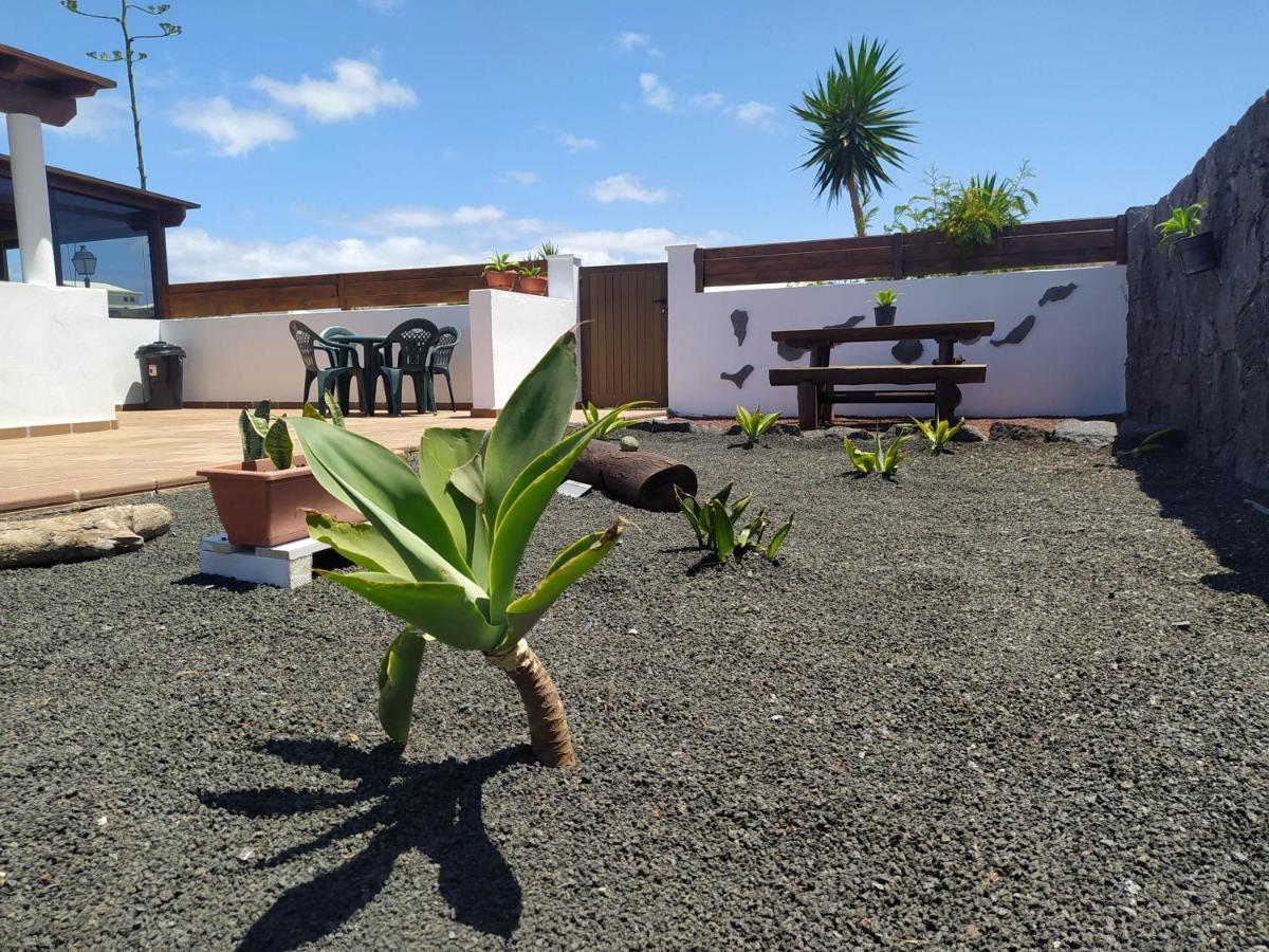 Villa Daga Yaiza  Luaran gambar